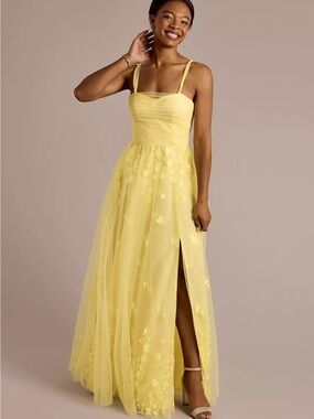 Jules & Cleo Yellow Strappy Tulle Maxi Dress with Floral Appliqué